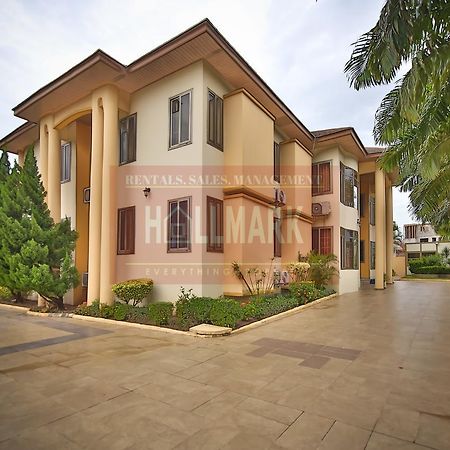 Hallmark Properties- Apartment 2 Accra Exterior photo